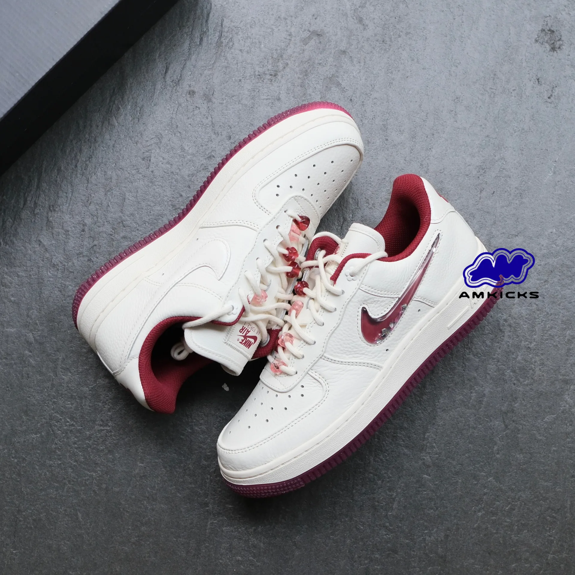 Air Force 1 Low '07 SE PRM Valentine's Day (2024)