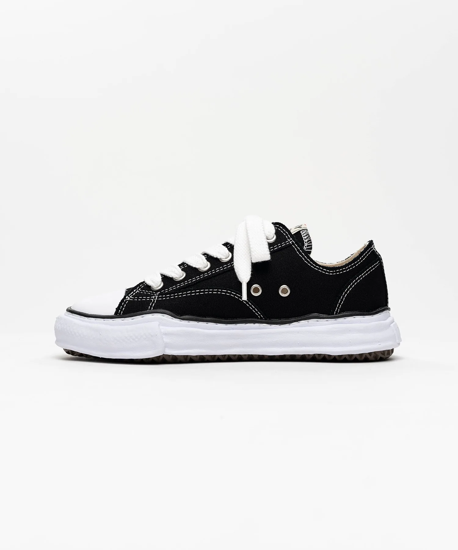 Maison Mihara Yasuhiro Peterson OG Sole Canvas Low "Black"