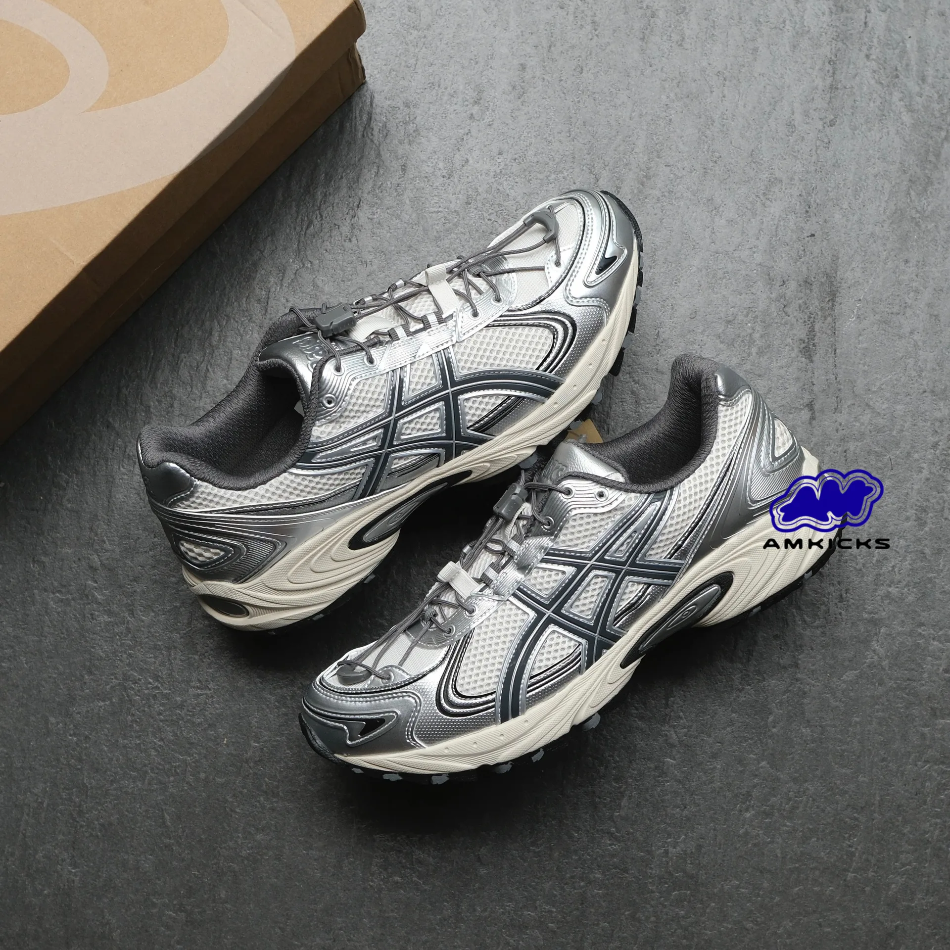 ASICS Gel-Kahana TR V4 "Silver White"