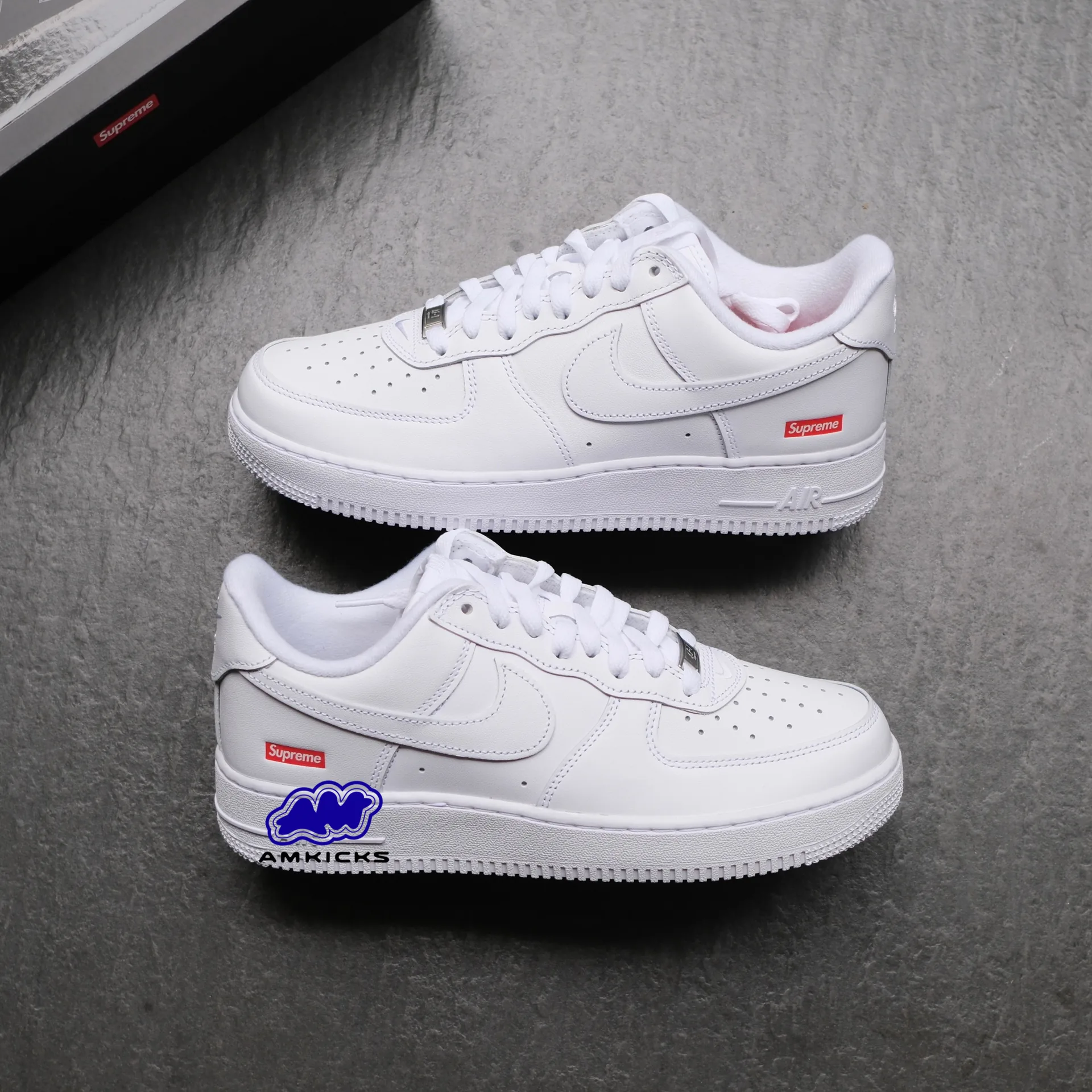 Air Force 1 Low "Supreme White"