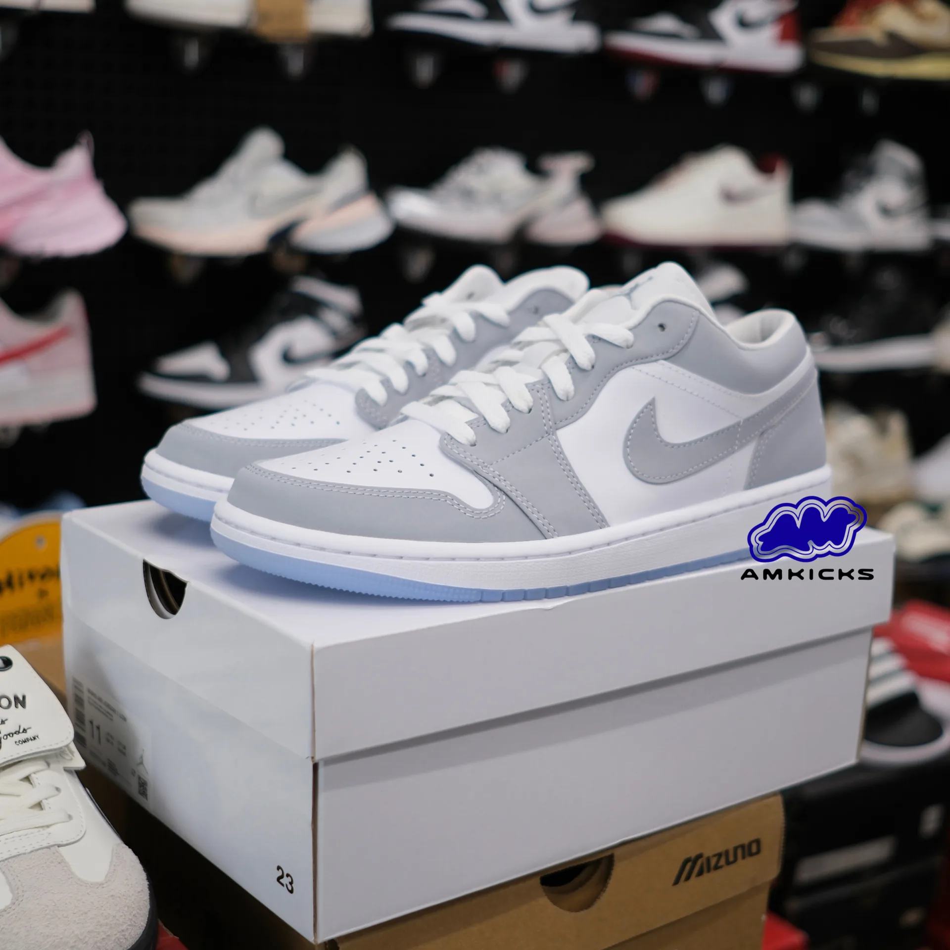 Jordan 1 Low "Wolf Grey"