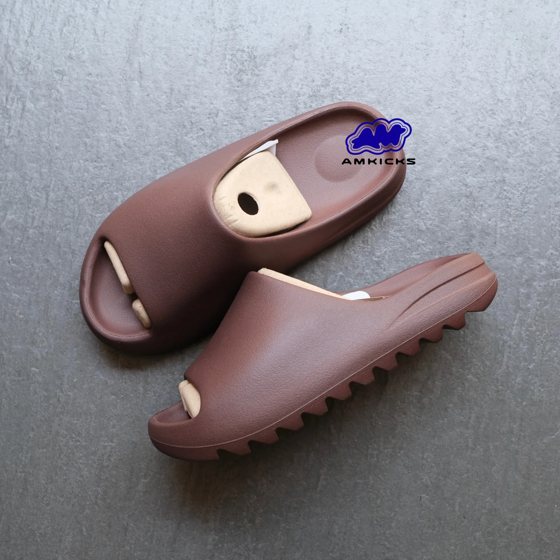 Yeezy Slide YZY YS-01 Fudge