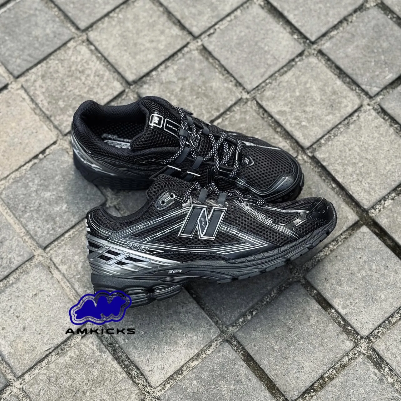 New Balance 1906R "Black Grey"