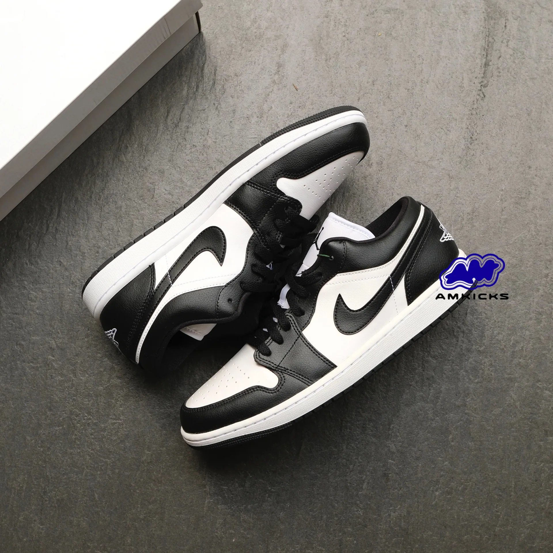 Jordan 1 Low Panda