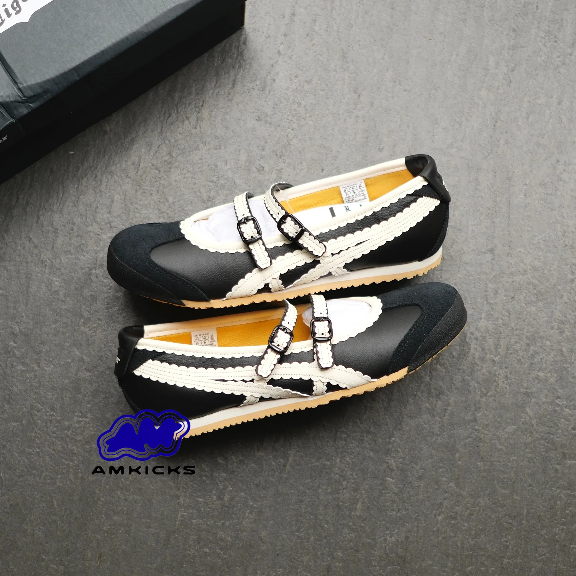 Onitsuka Tiger Mexico 66 TGRS "Black Cream"
