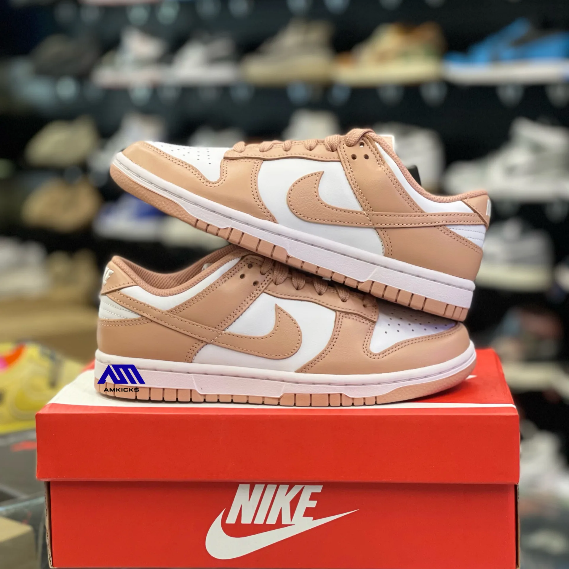 Nike Dunk Low "Rose Whisper"